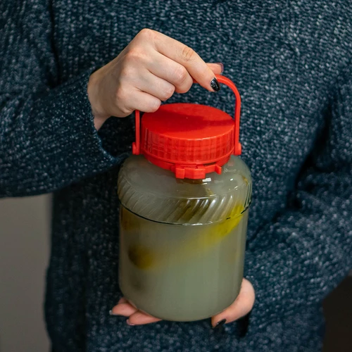 2L purkki muovikannella - 6