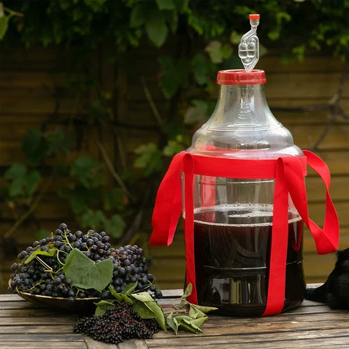 Kevyt, särkymätön viinipallo hihnoilla, 20 L - 8
