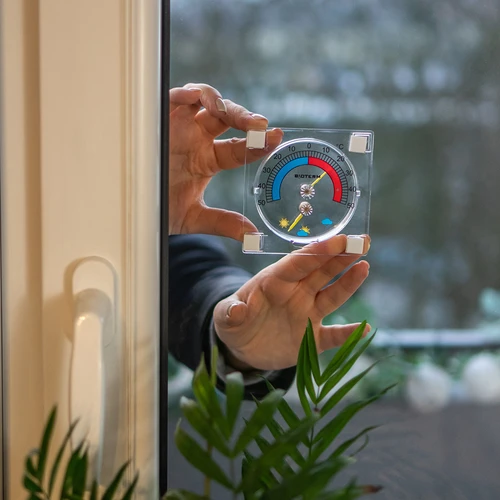 Yleismittari hygrometrillä, läpinäkyvä, itseliimautuva (-50°C - +50°C) - 4